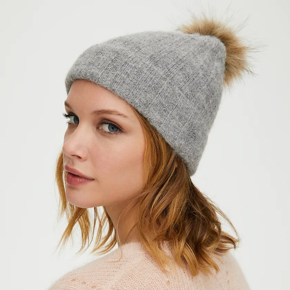 NWT Aritzia Auxiliary Pom Cuff Beanie